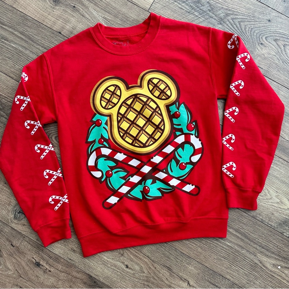 (S) Lost Bros Disney Christmas Waffle Crew Neck